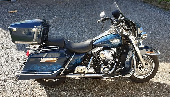 Harley-Davidson Road King Classic 100:th Anniversary 9 of 10