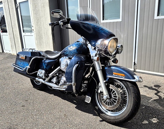 Harley-Davidson Road King Classic 100:th Anniversary 7 of 10