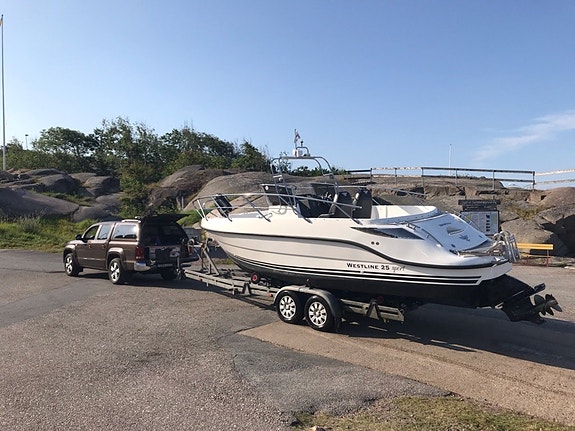 Westline 25 Sport V8 – 2012, låg gångtid & Välutrustad!