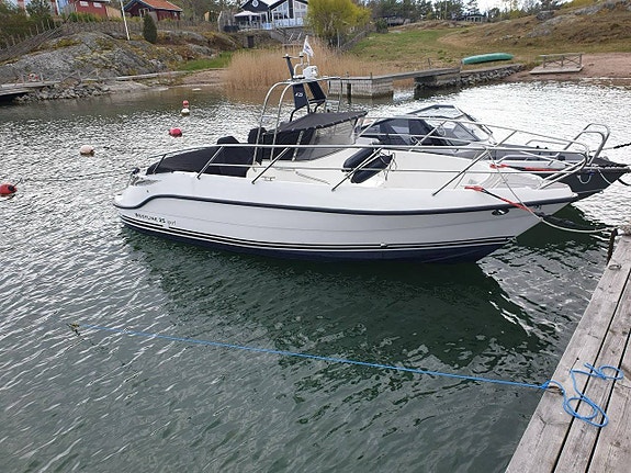 Westline 25 Sport V8 – 2012, låg gångtid & Välutrustad!