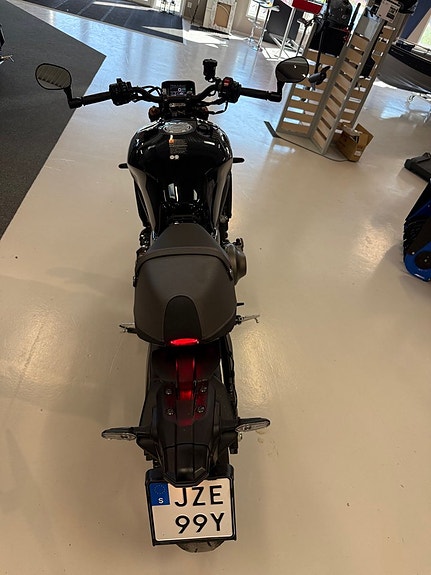 Yamaha XSR900 5 of 5