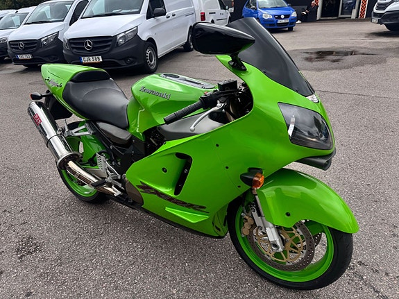 Kawasaki Ninja ZX-12R 1.2 LIMITED  EDITON  191/400 10 of 12