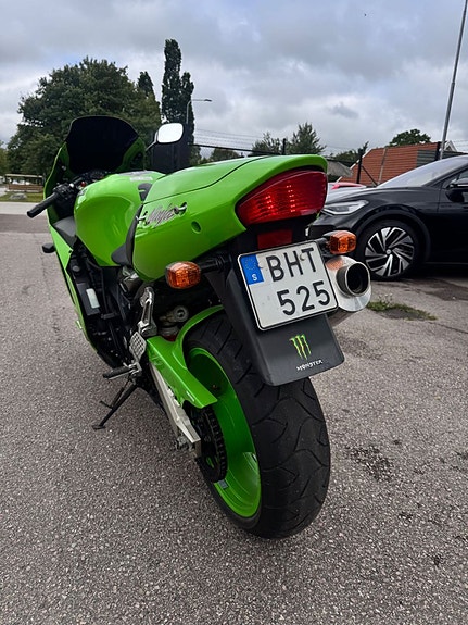 Kawasaki Ninja ZX-12R 1.2 LIMITED  EDITON  191/400 5 of 12