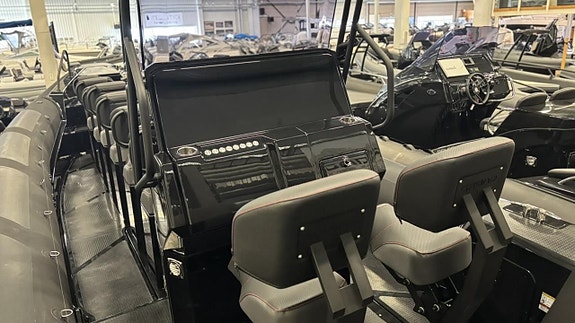 Grand 950 Drive med Mercury F350 XL V10 x2 4 of 8