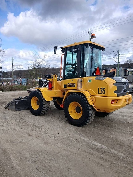 Hjullastare Volvo L30 HS uthyres 2 of 4