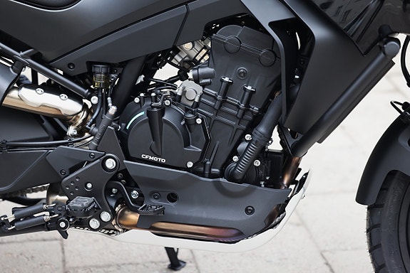 CFMOTO 800 MT Explore | Gem Black |  RÄNTEFRITT 5 of 17