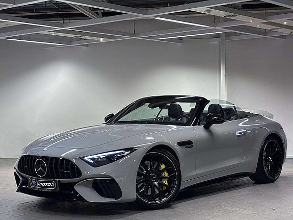 Mercedes-Benz AMG GT Black Series 8 of 27