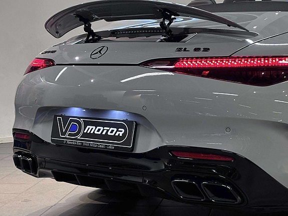 Mercedes-Benz AMG GT Black Series 14 of 27