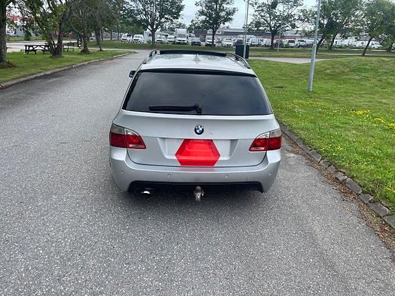 BMW 530xd A-Traktor, Touring M Sport Euro 4 4 of 19