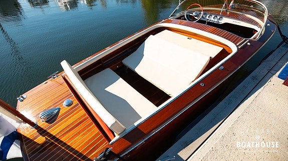 Riva Super Florida | MerCruiser 5.7 17 of 30