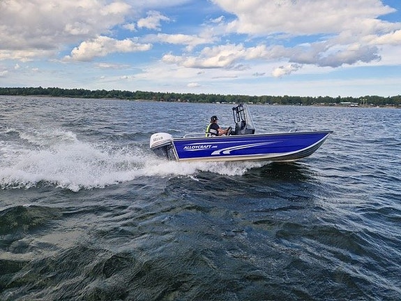 Alloycraft J500 DELUX med Selva (Yamaha )40 hk 2 of 7