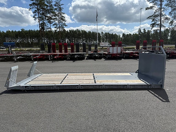 Hakarps - 6,5 meters maskinflak HEA kantlina -  NY MODELL 6 of 12