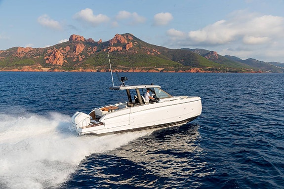 Beneteau Gran Turismo 35 | NYHET 3 of 12