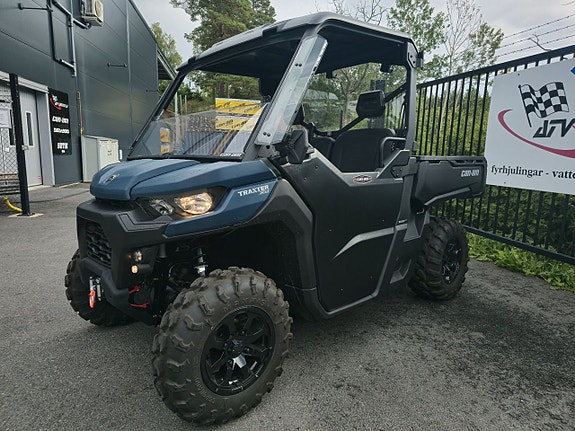 Can-Am Traxter med halvhytt, Endast 50 mil. *Traktor B*