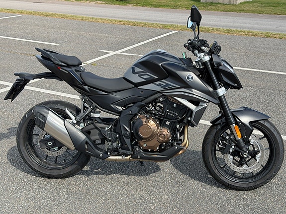 Voge R625 - DEMO 2 of 9