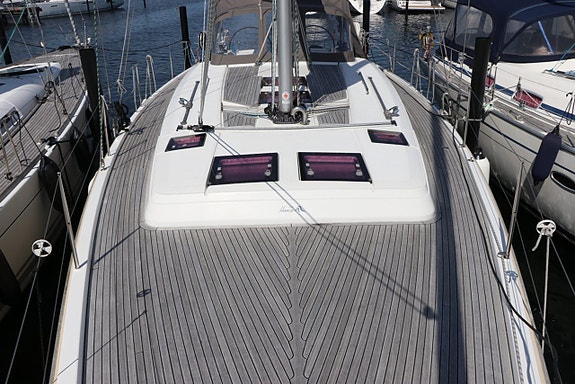 Hanse 445 3 of 5
