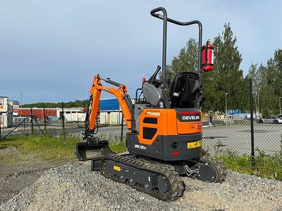 Develon DX10Z-7 2 of 3