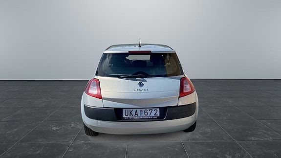 Renault Megane 6 of 13