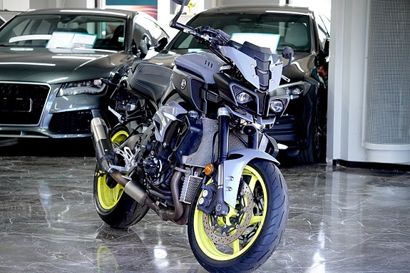 Yamaha MT-10 1.0 Akrapovic