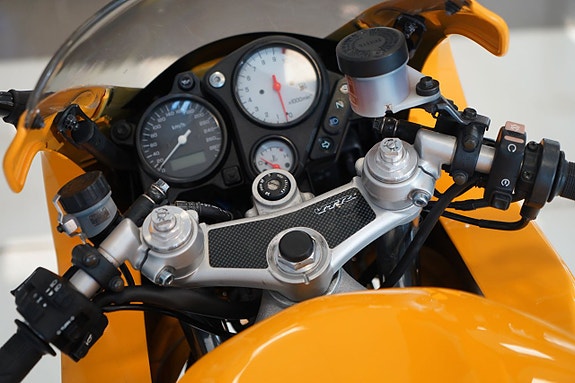 Honda Powersports VTR1000F 1.0 5 of 5