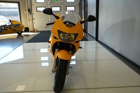 Honda Powersports VTR1000F 1.0 2 of 5