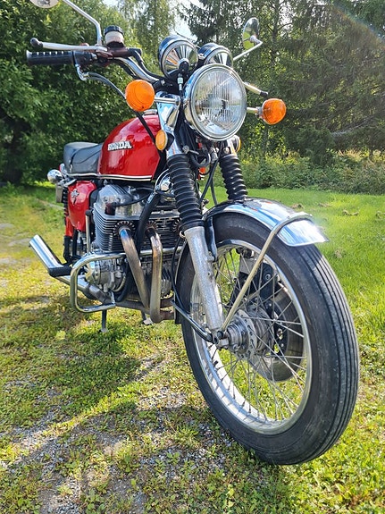 Honda CB 750 Four K2 4 of 15
