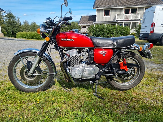 Honda CB 750 Four K2 8 of 15