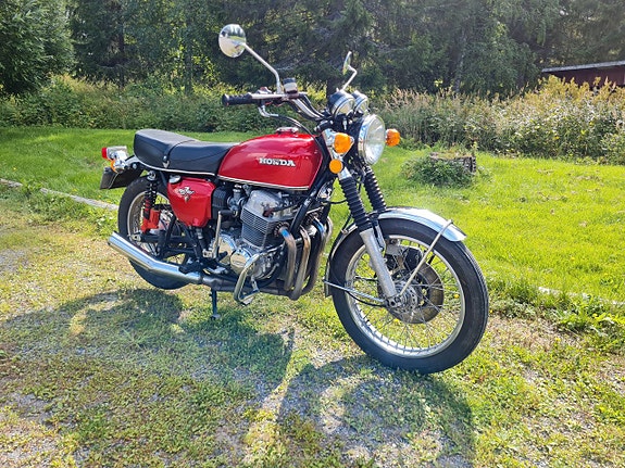 Honda CB 750 Four K2 2 of 15