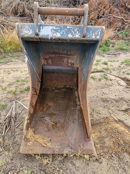 Kabelskopa, fäste S80, HARDOX 450 material. Pris 49 500+ m