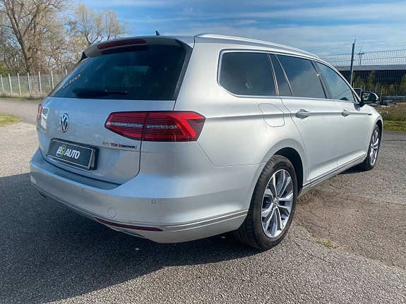 Volkswagen Passat 7 of 16