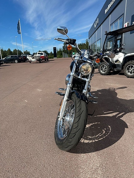 Harley-Davidson 1200 Custom 1.2,2012 3 of 9