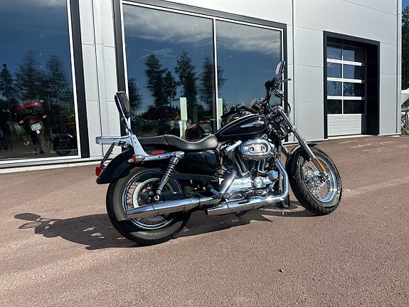Harley-Davidson 1200 Custom 1.2,2012 2 of 9