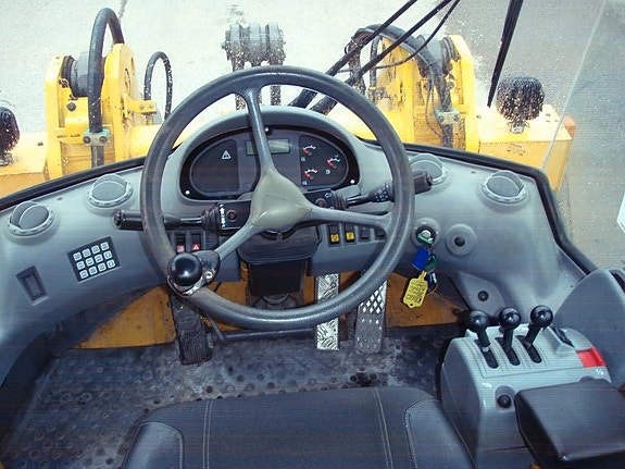 Volvo L 50 E 5 of 5