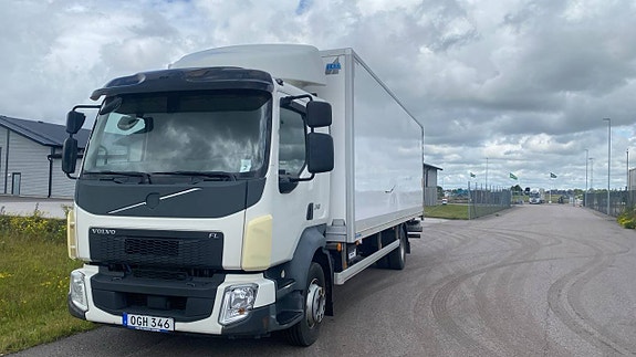 Skåpbil VOLVO FL 240 EURO 6