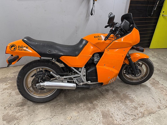 Suzuki GSX 750