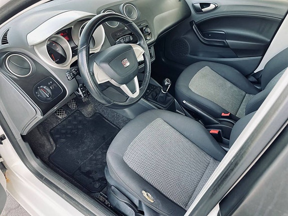 Seat Ibiza 5 of 5