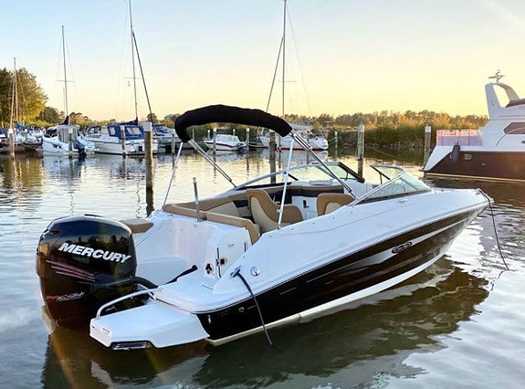 Sea ray 220 Sundeck Mercury 250hk Verado -2014