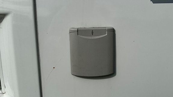 ADRIA MOBIL Coral 670 SL plus 2.3 150 13 of 30