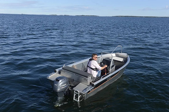 Buster M1 2024 Yamaha F40 Yamahacenter-edition