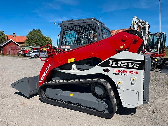 Takeuchi TL12 V2