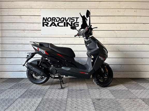 Moto Guzzi R9 PURE 4T EFI EURO 5+