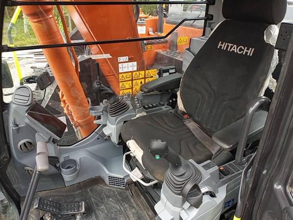 Hitachi ZX135US-7 Steelwrist X18 m grip 4 of 4