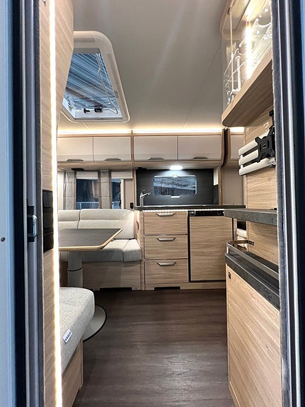 Knaus Südwind 450 FU 3 of 5