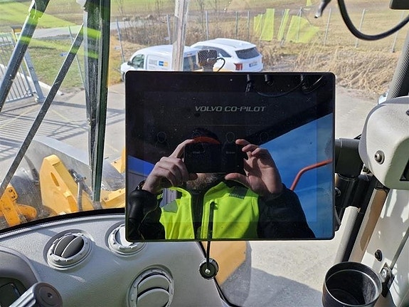 Volvo L350H 11 of 23