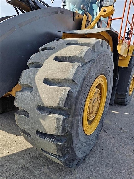 Volvo L350H 20 of 23