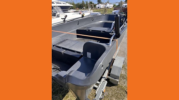 Pioner Viking Yamaha F40 fiskeutrustad 2 of 4