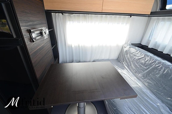 Adria Astella 644 DP 8 of 23
