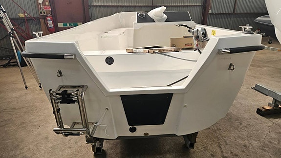 CREMO 470 SC ny 2025  Yamaha F30 BETL 7 of 10