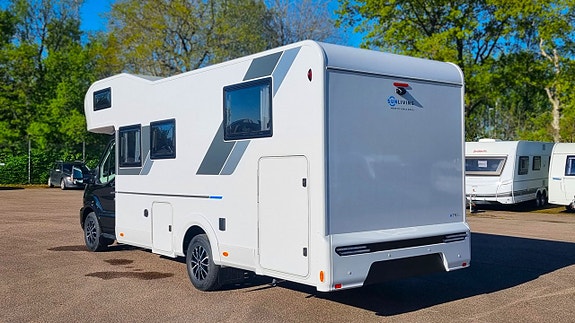 Sun Living A 75 SL Ford 165hk *  B-körkort * 5 bältade platser * Aut * RÄNTEKAMPANJ 3.95% Månadskostnad 3882:- 3 of 20