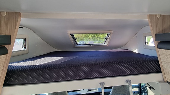 Sun Living A 75 SL Ford 165hk *  B-körkort * 5 bältade platser * Aut * RÄNTEKAMPANJ 3.95% Månadskostnad 3882:- 19 of 20